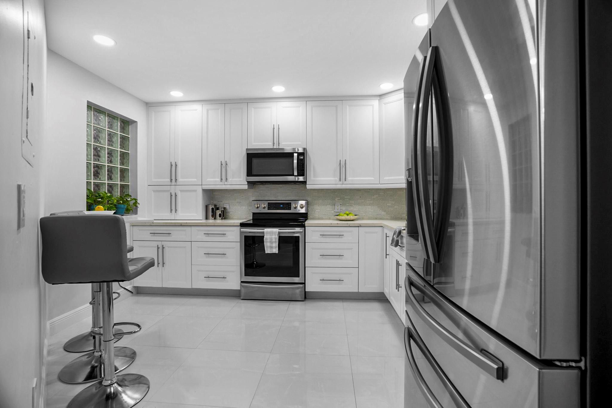 4161 Coral Tree Cir 165