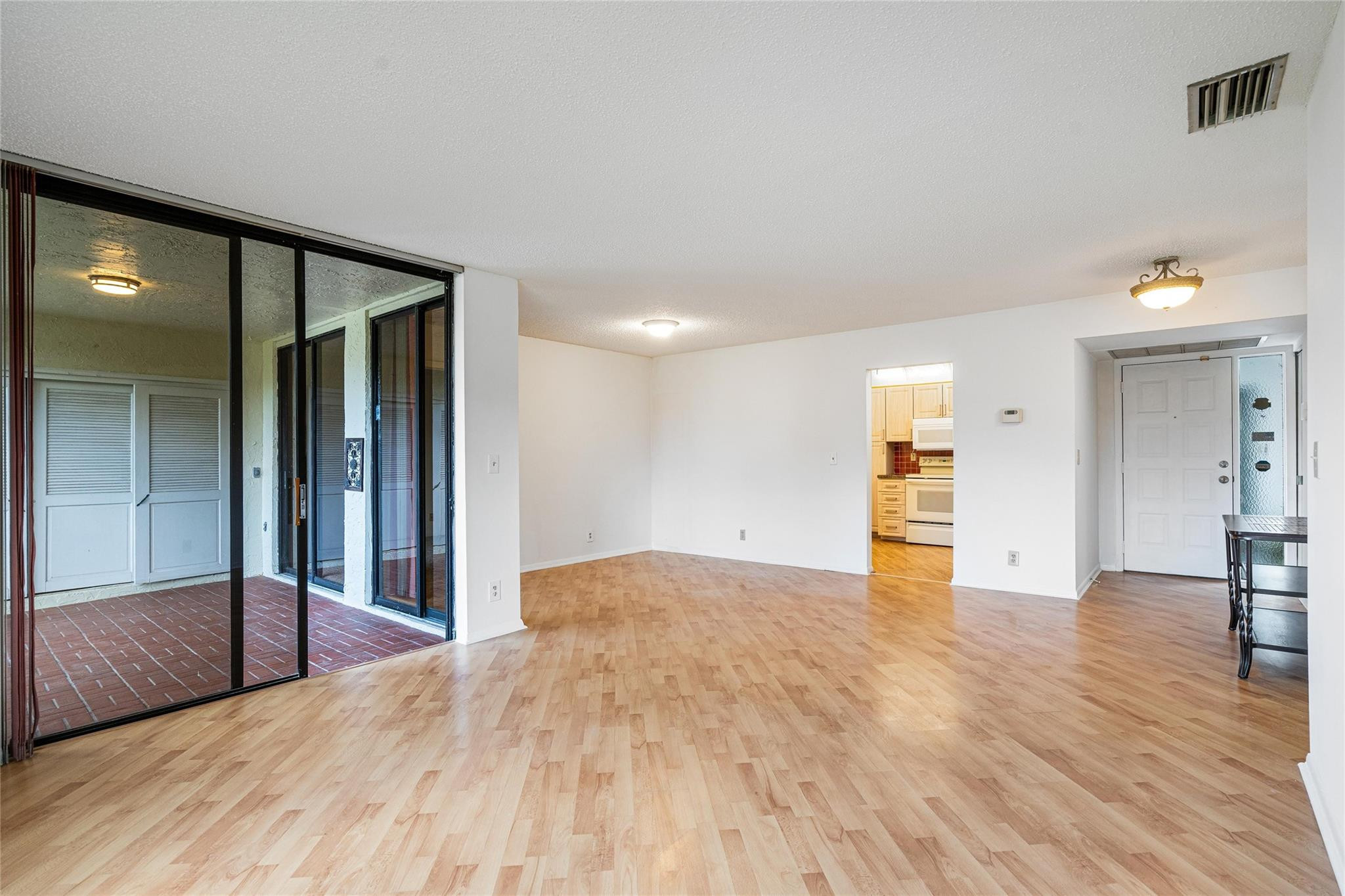 4425 Carambola Cir 2620