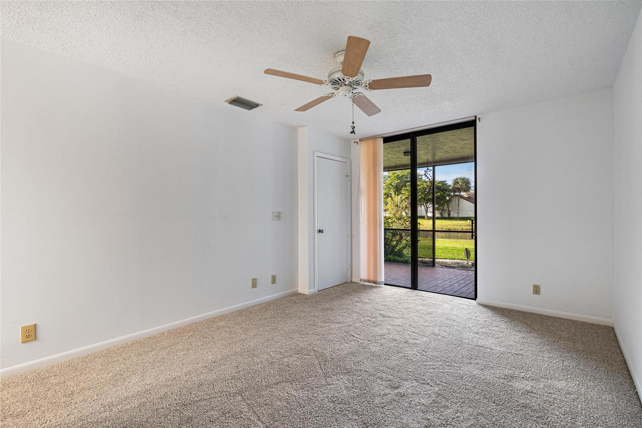 4425 Carambola Cir 2620