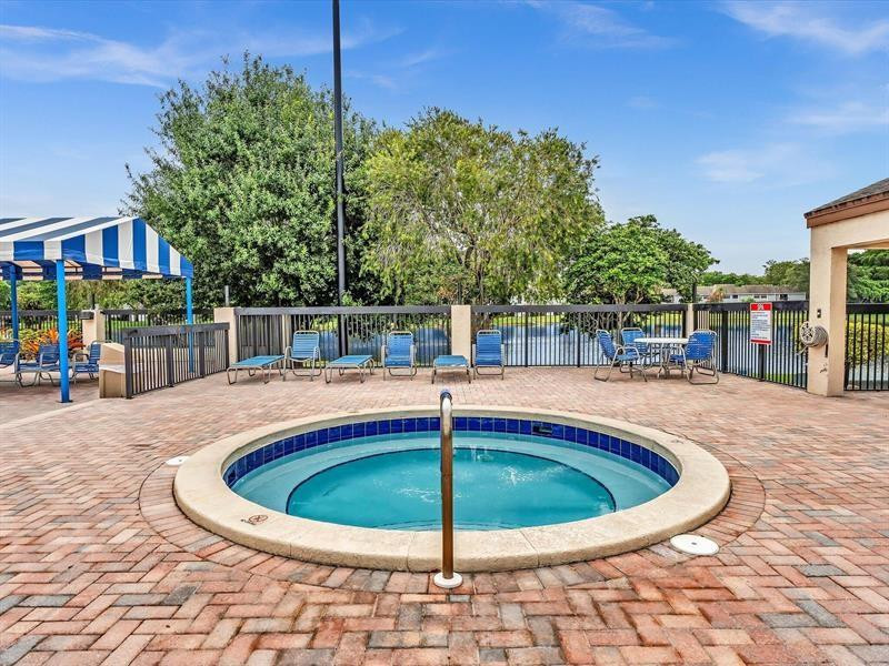 4425 Carambola Cir 2620