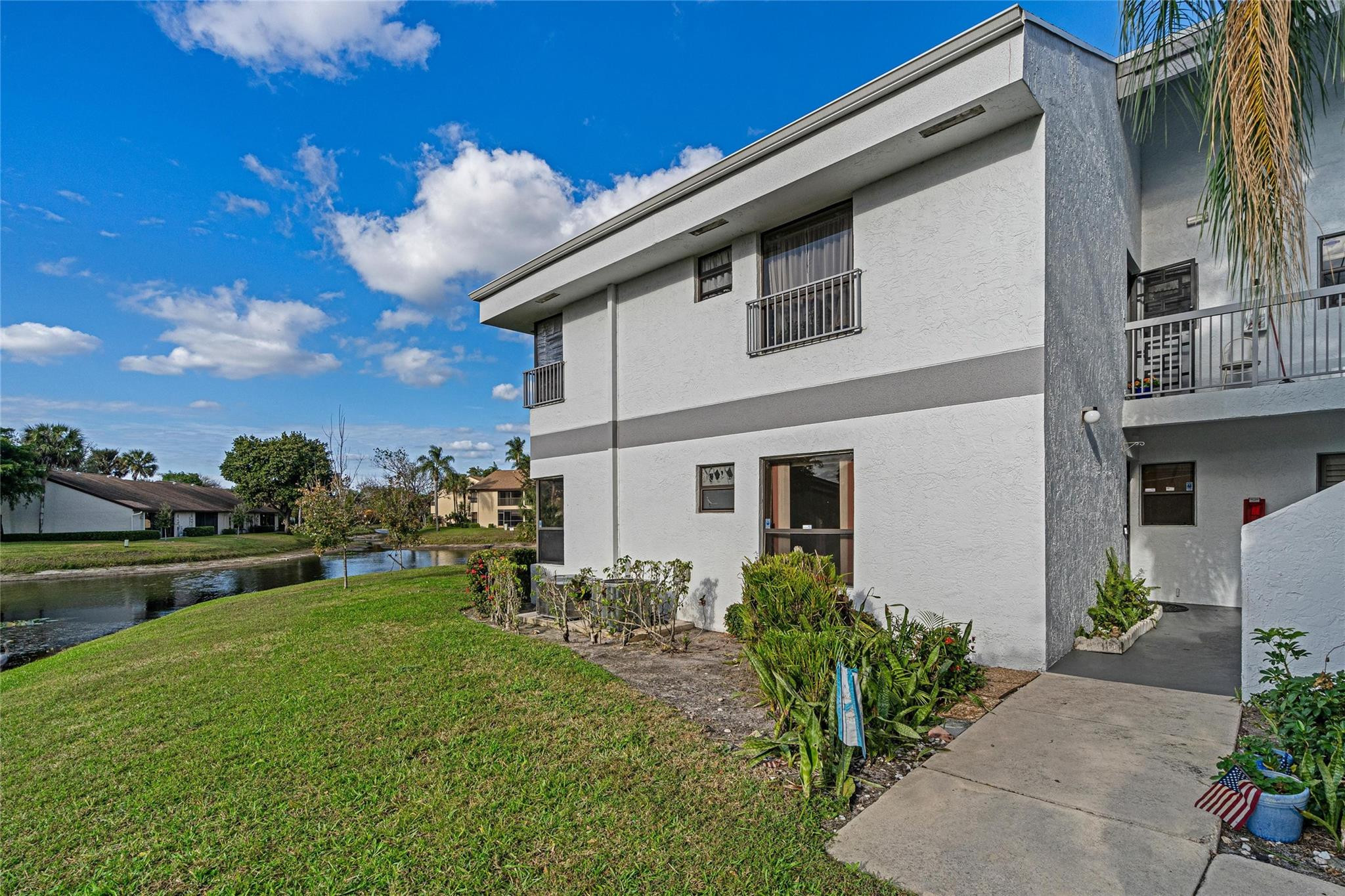 4425 Carambola Cir 2620
