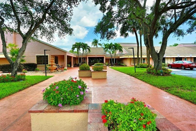4425 Carambola Cir 2620
