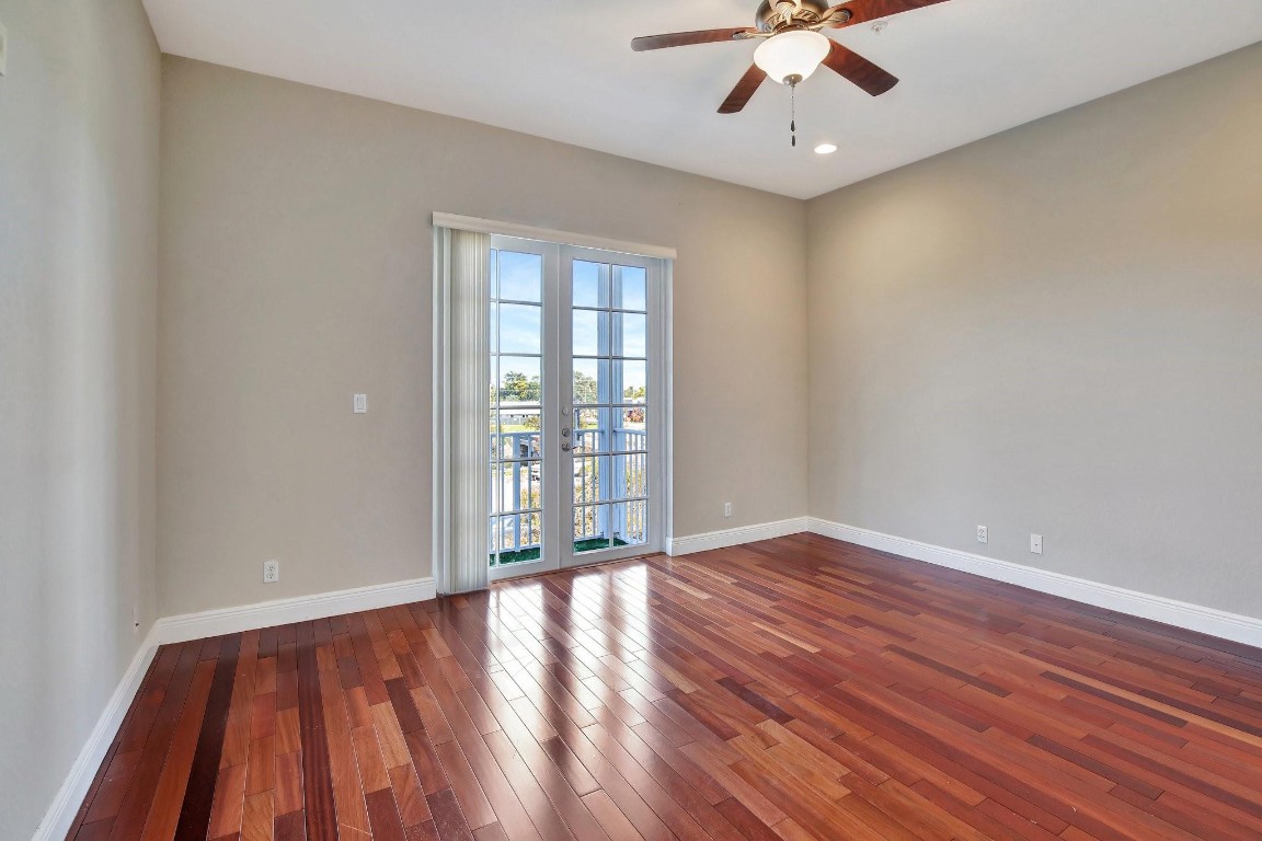 6823 Lakeside Cir 106-1