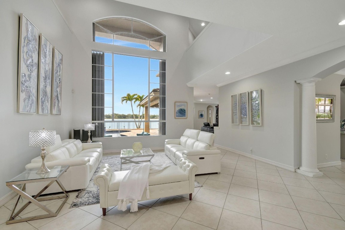 8744 Wellington View Dr