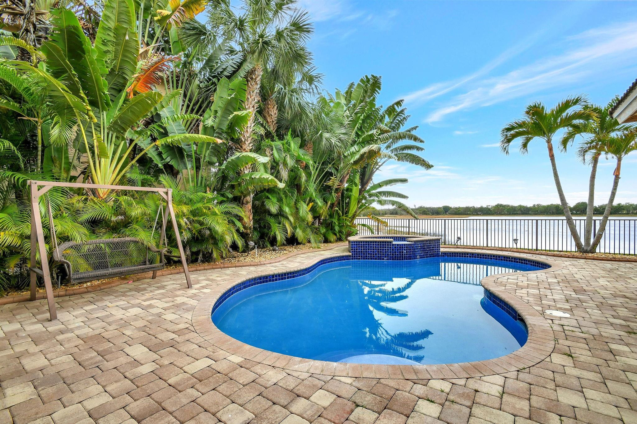 8744 Wellington View Dr