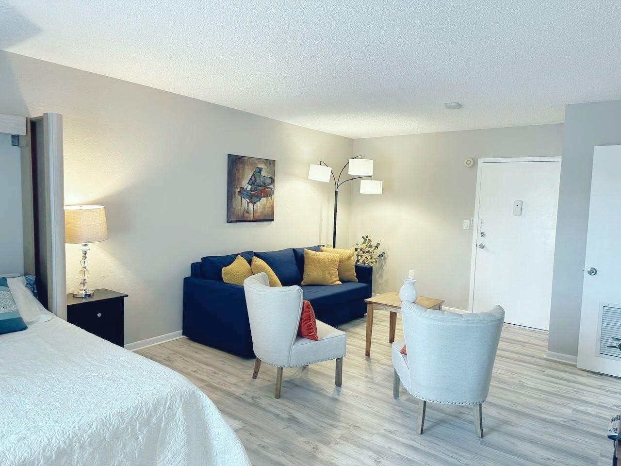 5180 E Sabal Palm Blvd Apt 229