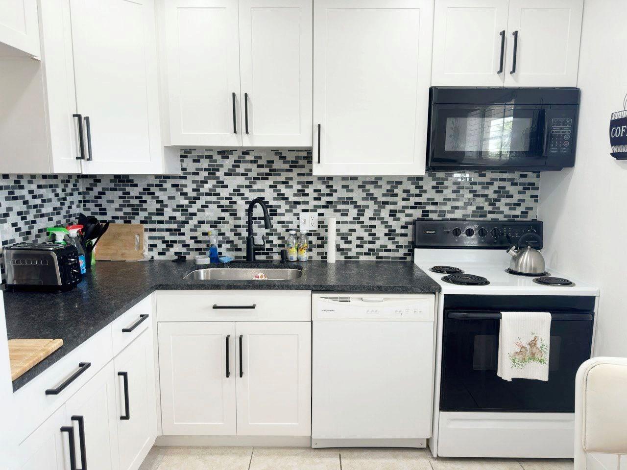 7505 NW 5th Pl 203