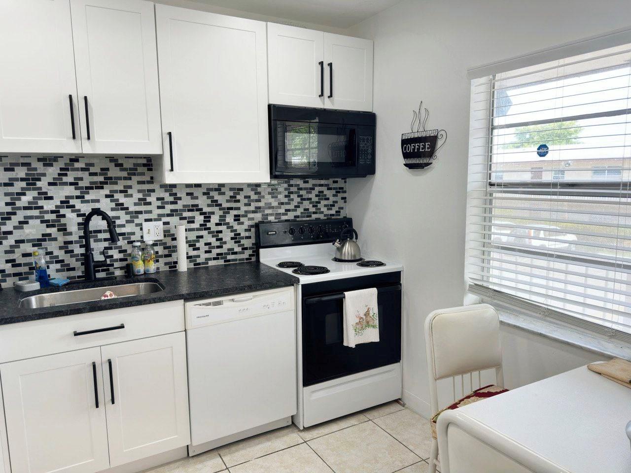 7505 NW 5th Pl 203