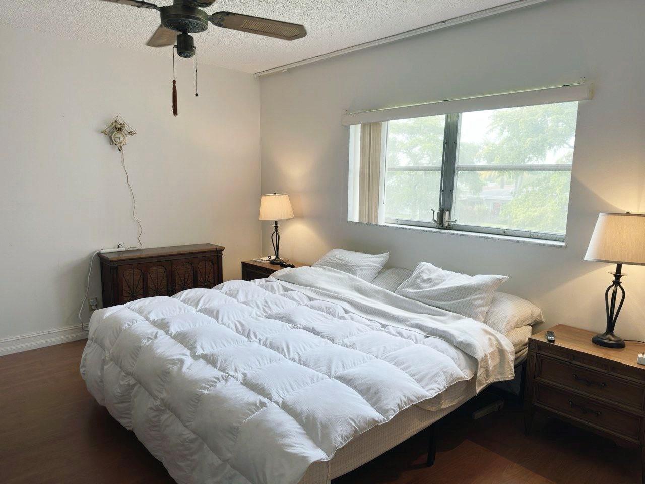 7505 NW 5th Pl 203