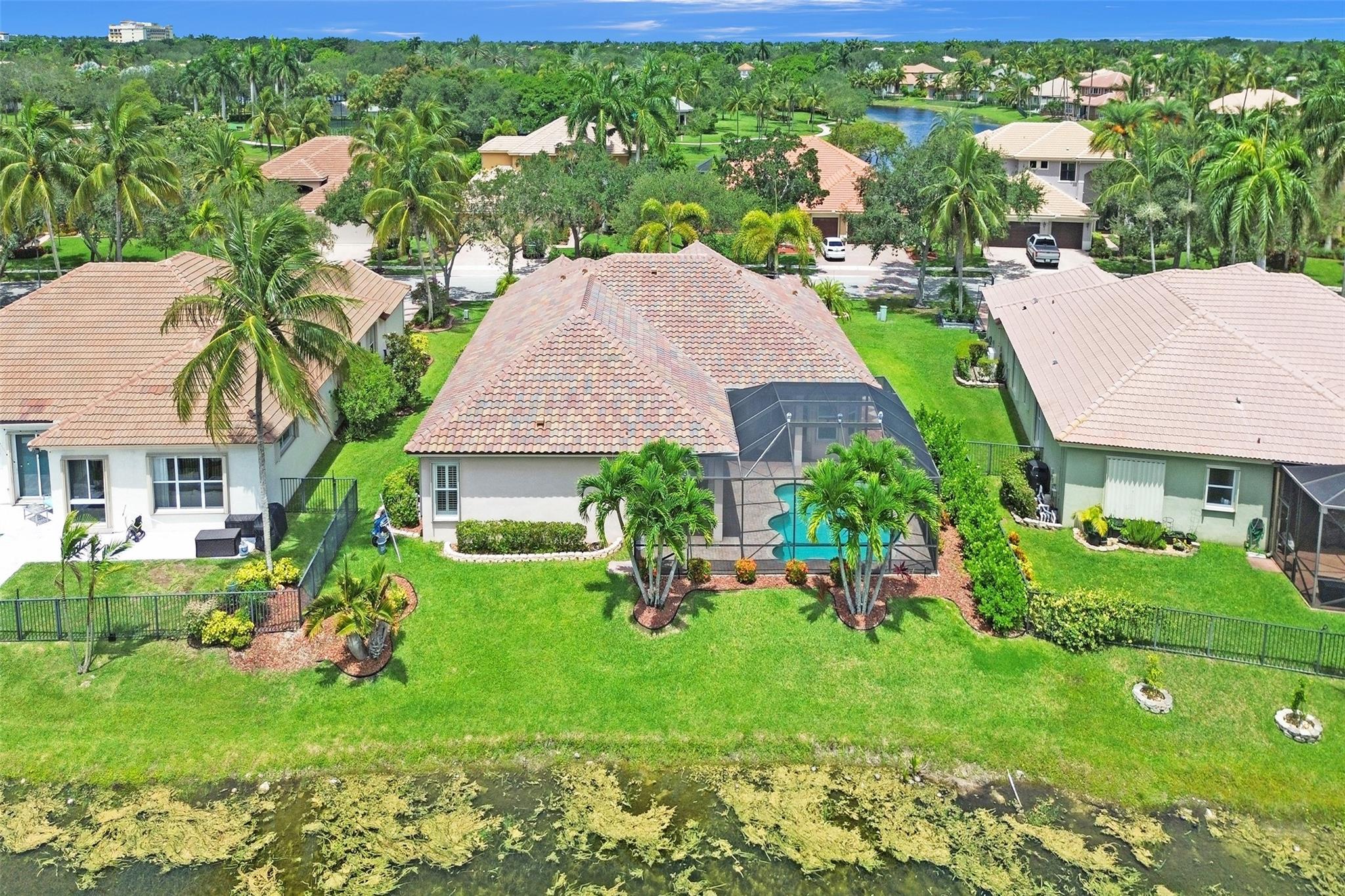 6748 NW 110th Way
