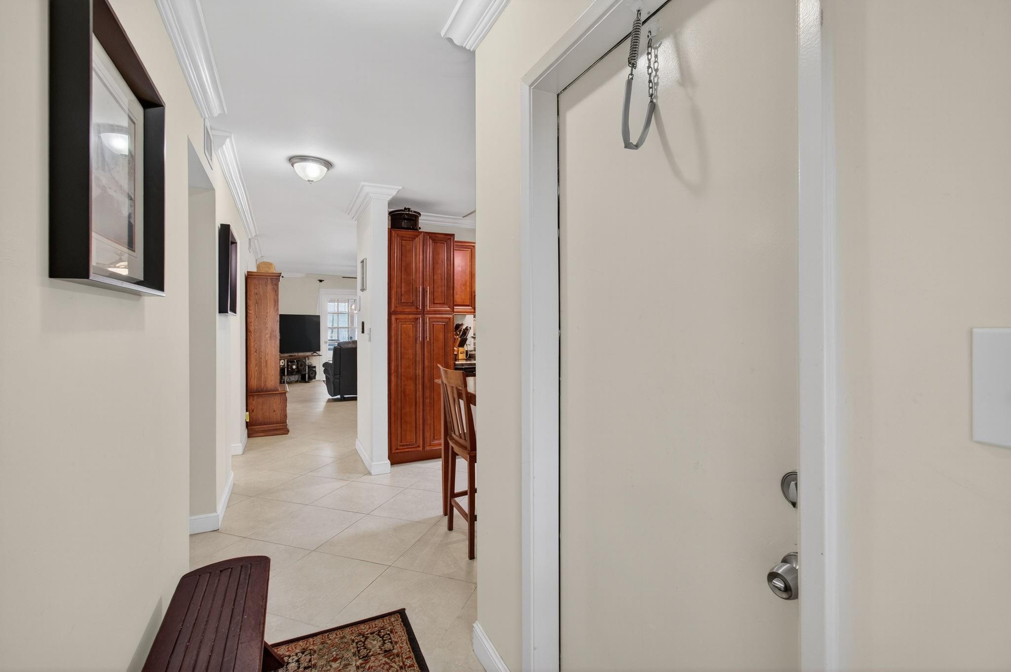 19000 Stewart Cir 1