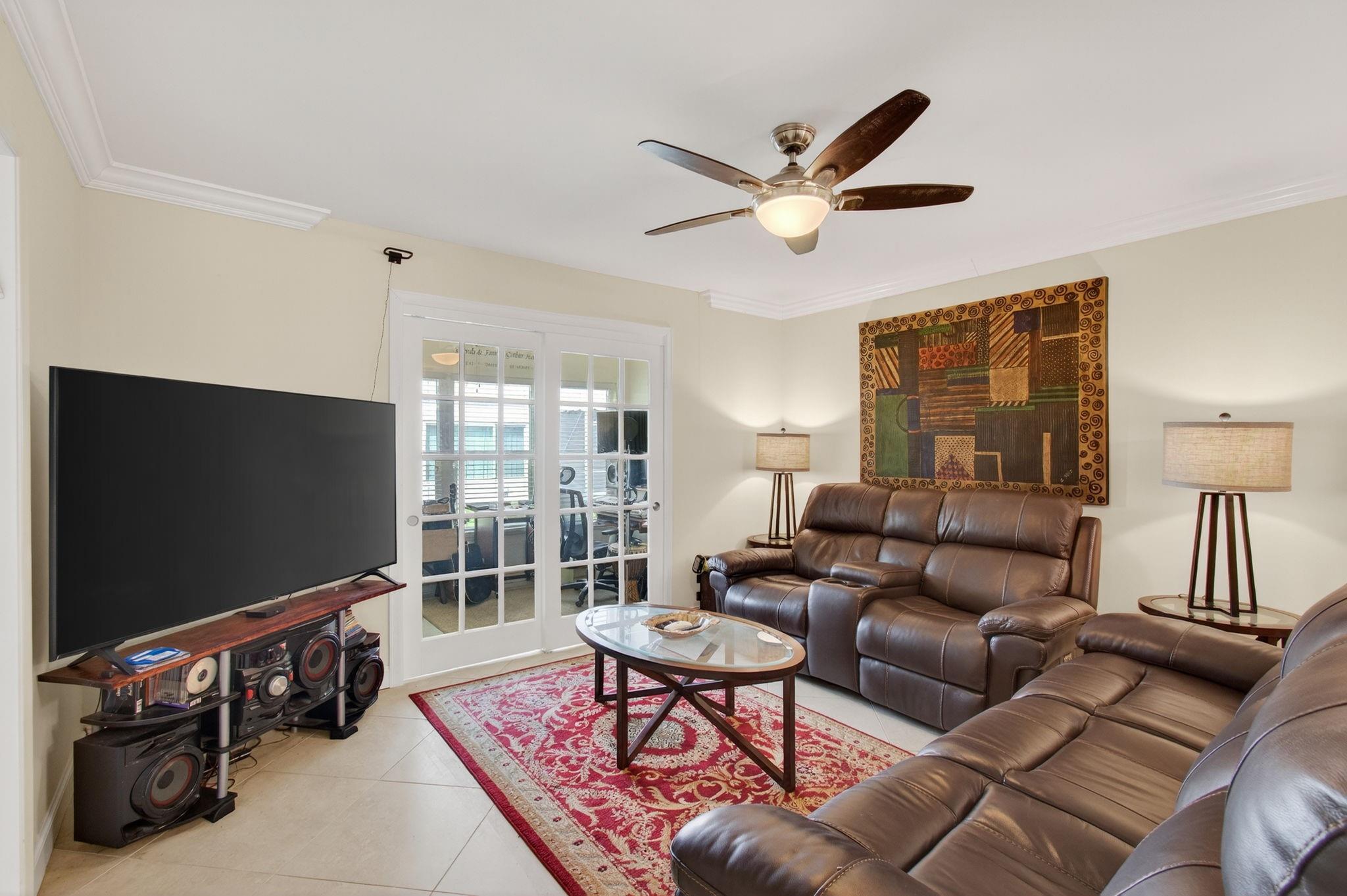 19000 Stewart Cir 1