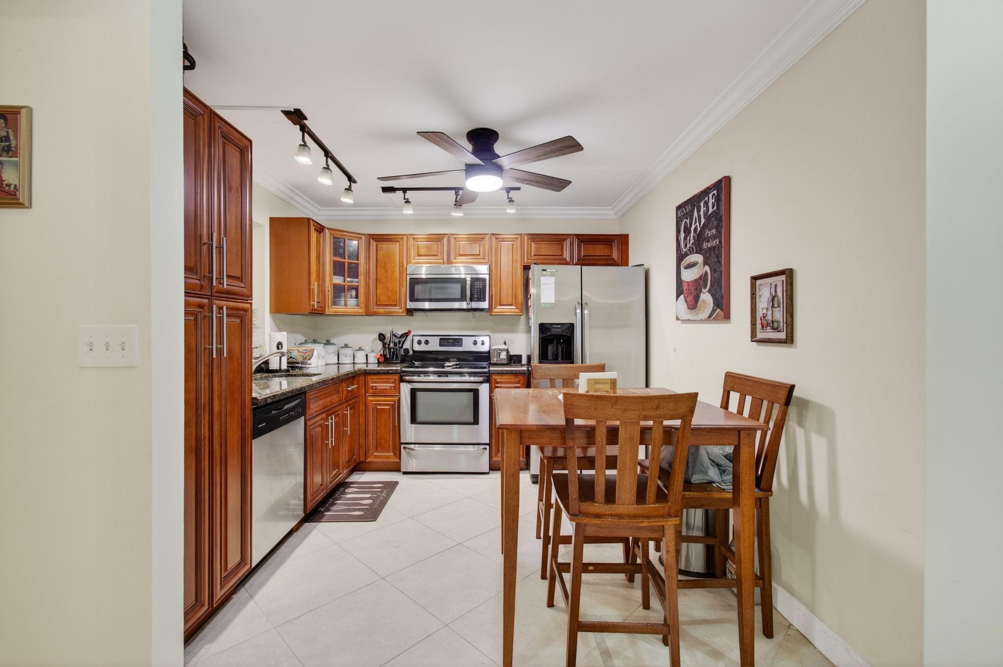 19000 Stewart Cir 1