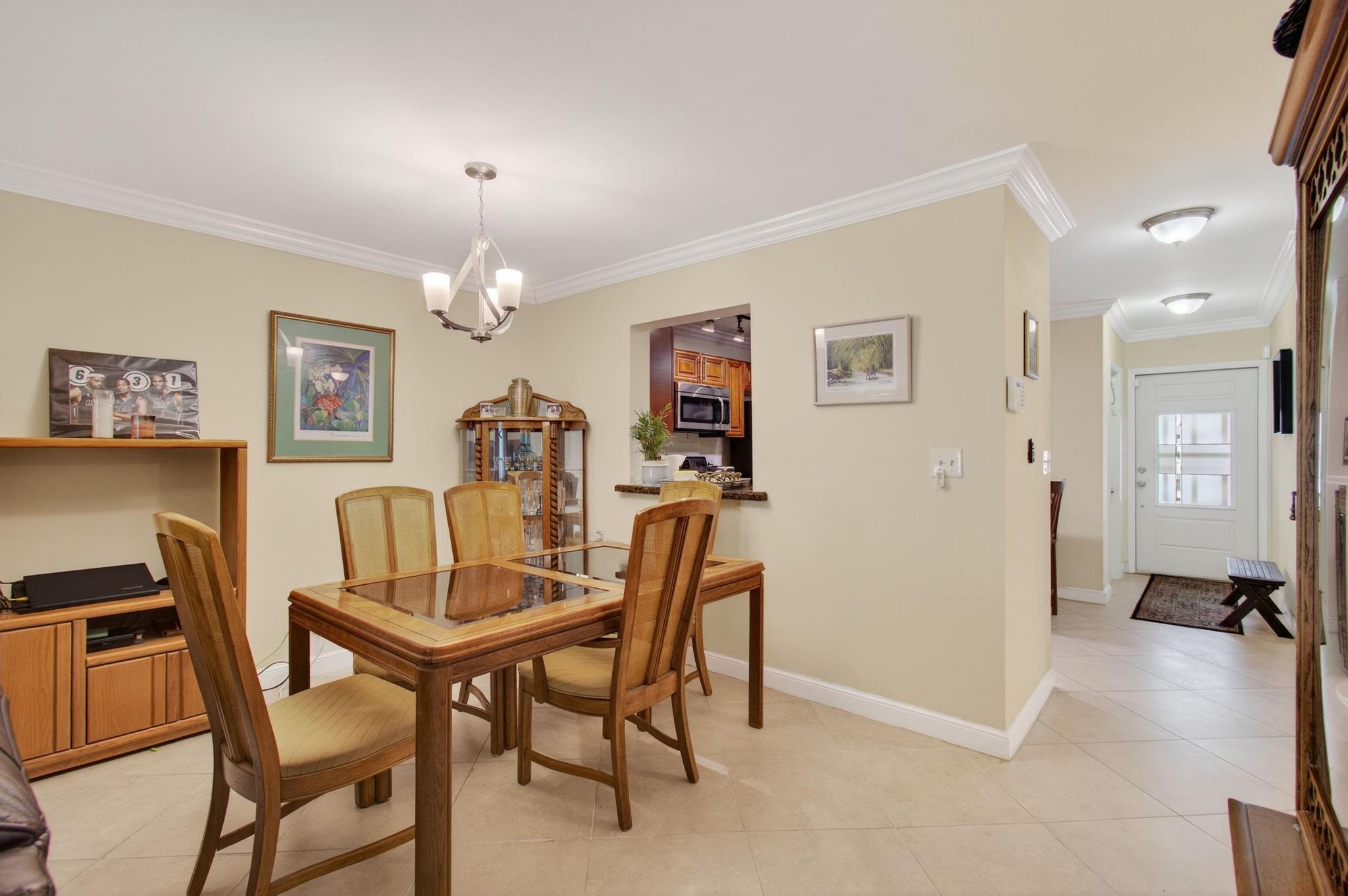 19000 Stewart Cir 1