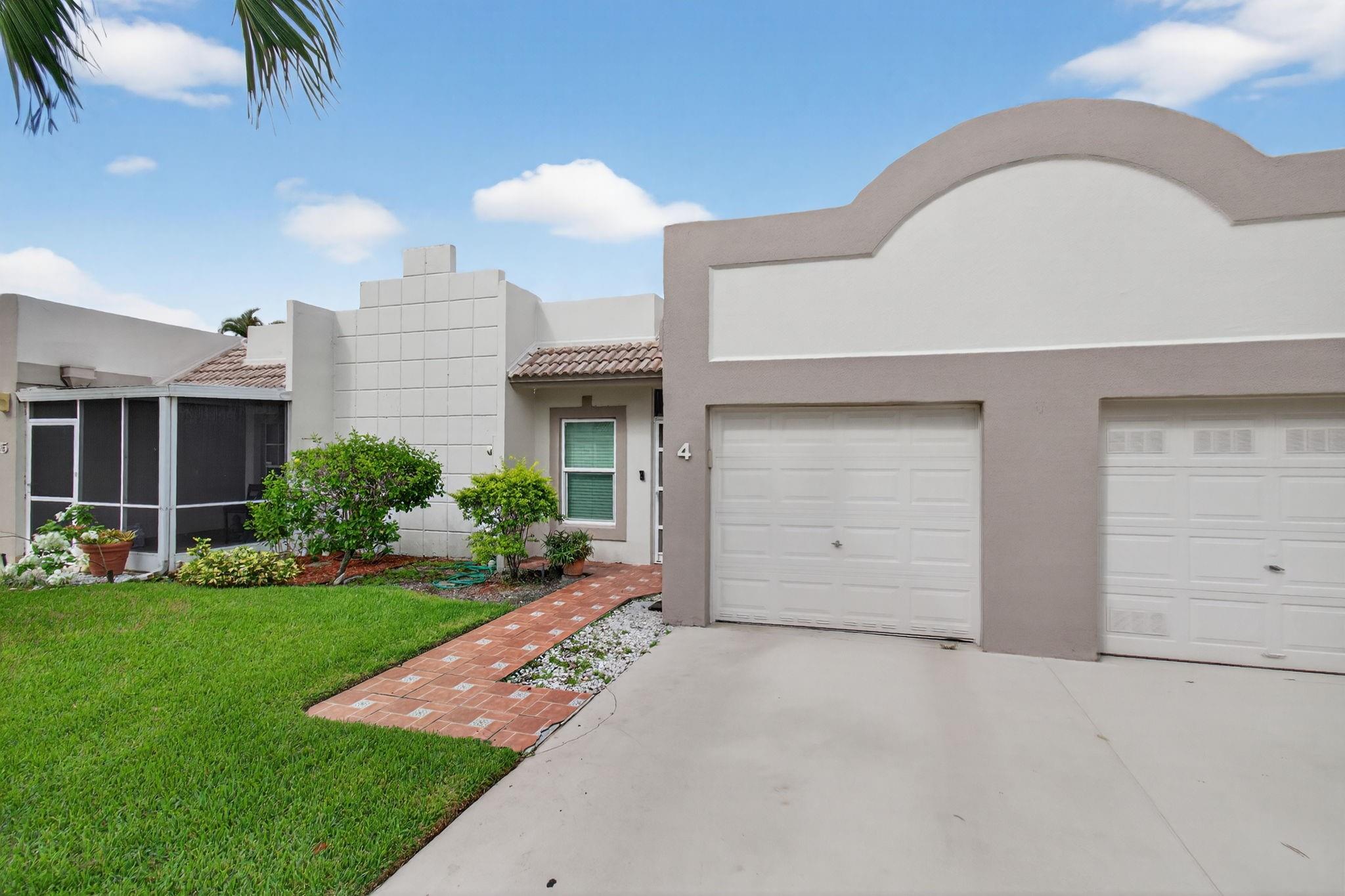 19000 Stewart Cir 1