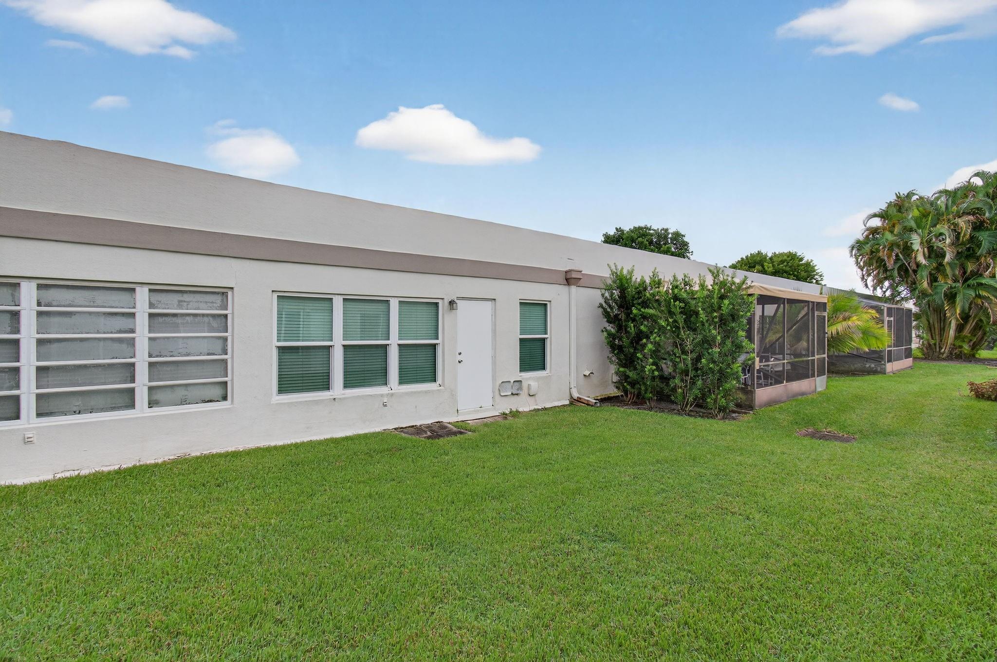 19000 Stewart Cir 1