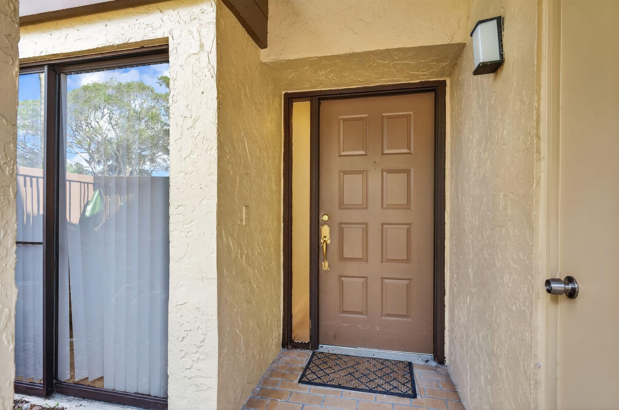 3964 Cocoplum Cir E