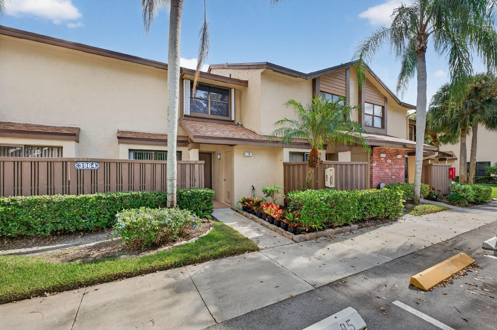 3964 Cocoplum Cir E