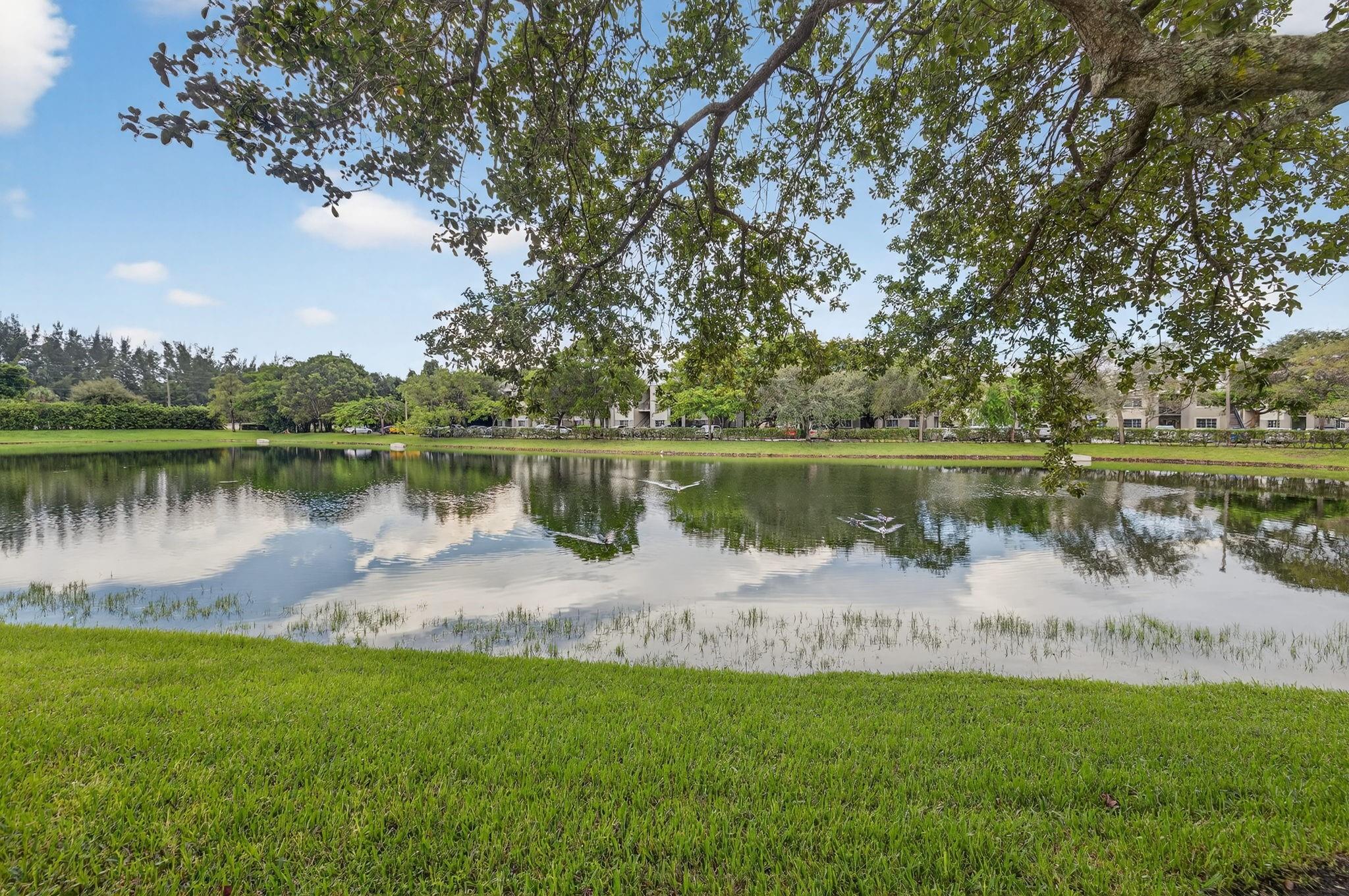 5046 Stagecoach Dr 5046