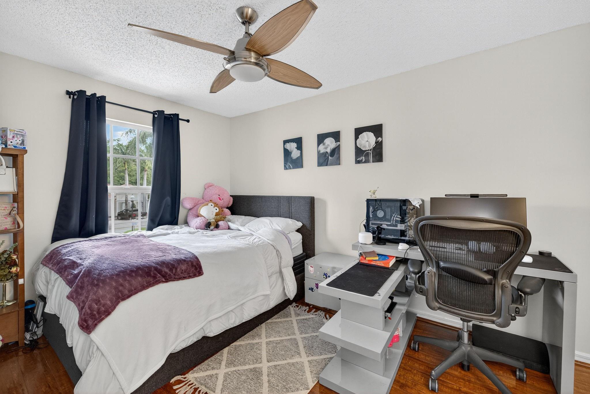 5046 Stagecoach Dr 5046