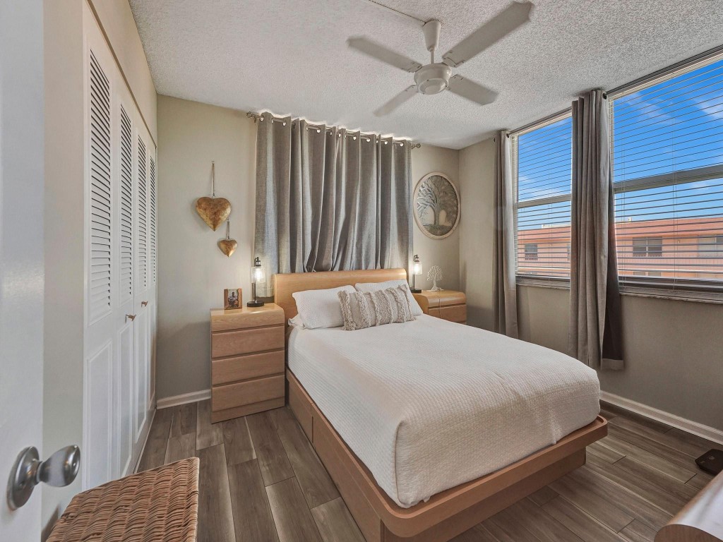 14527 Bonaire Blvd 701