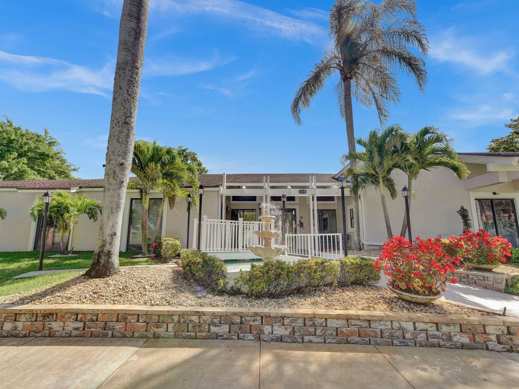 14527 Bonaire Blvd 701