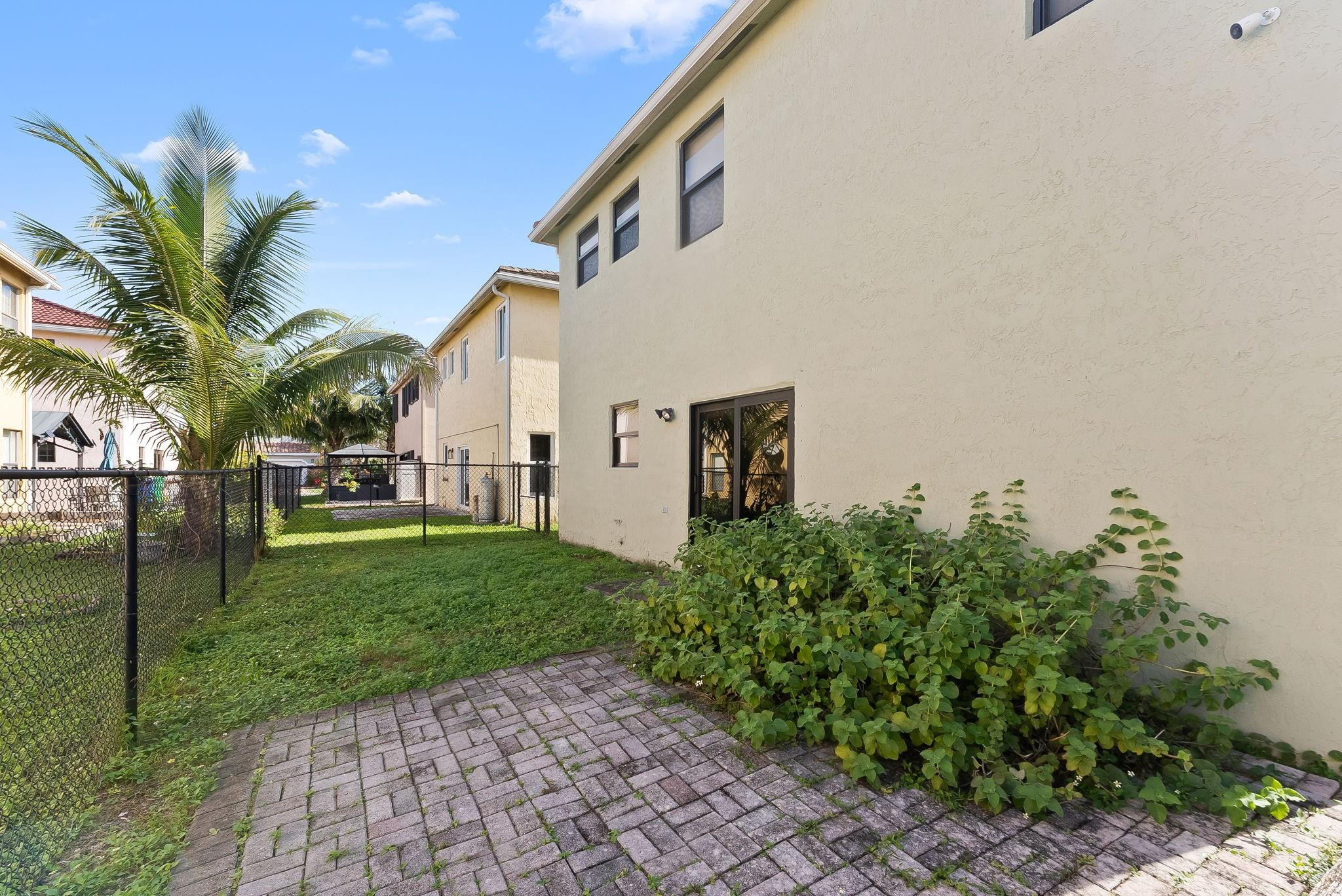 11125 NW 34th Court