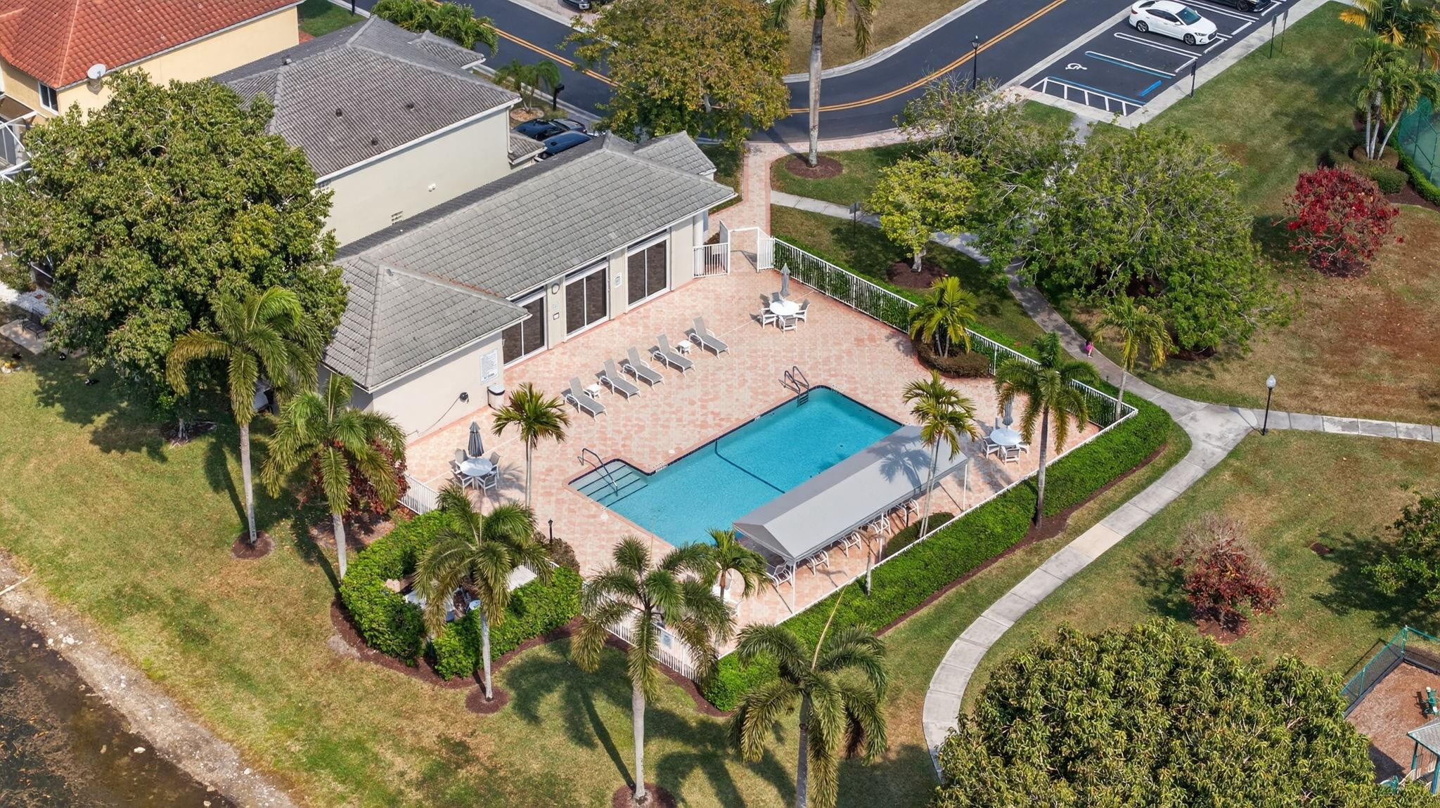 1055 NW 117th Avenue