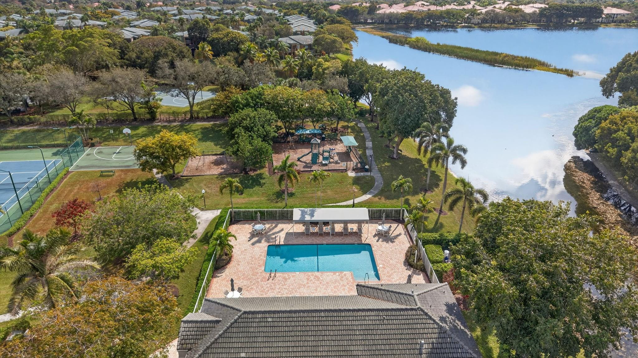 1055 NW 117th Avenue