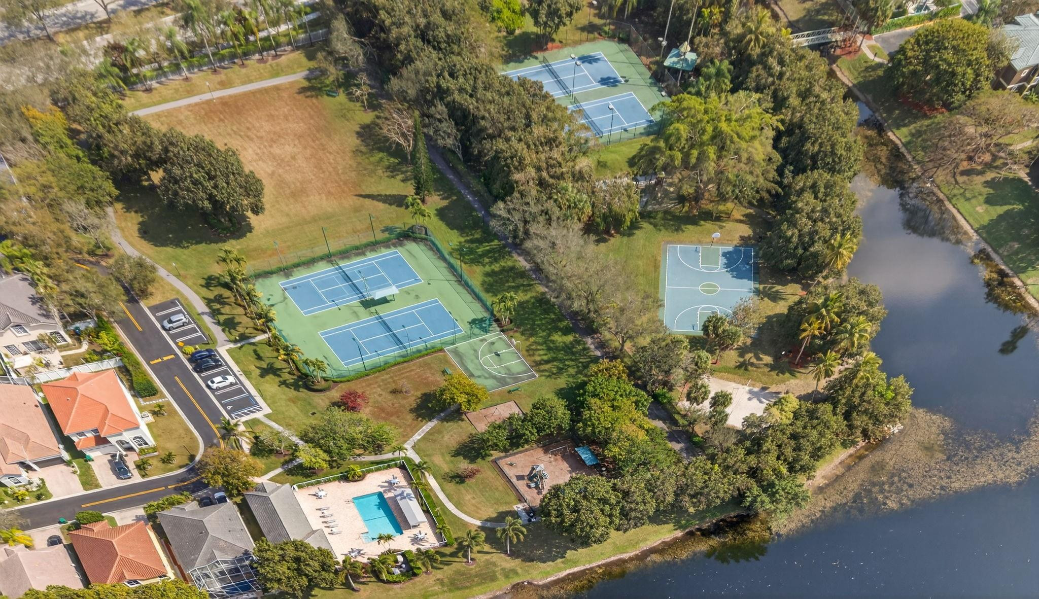 1055 NW 117th Avenue