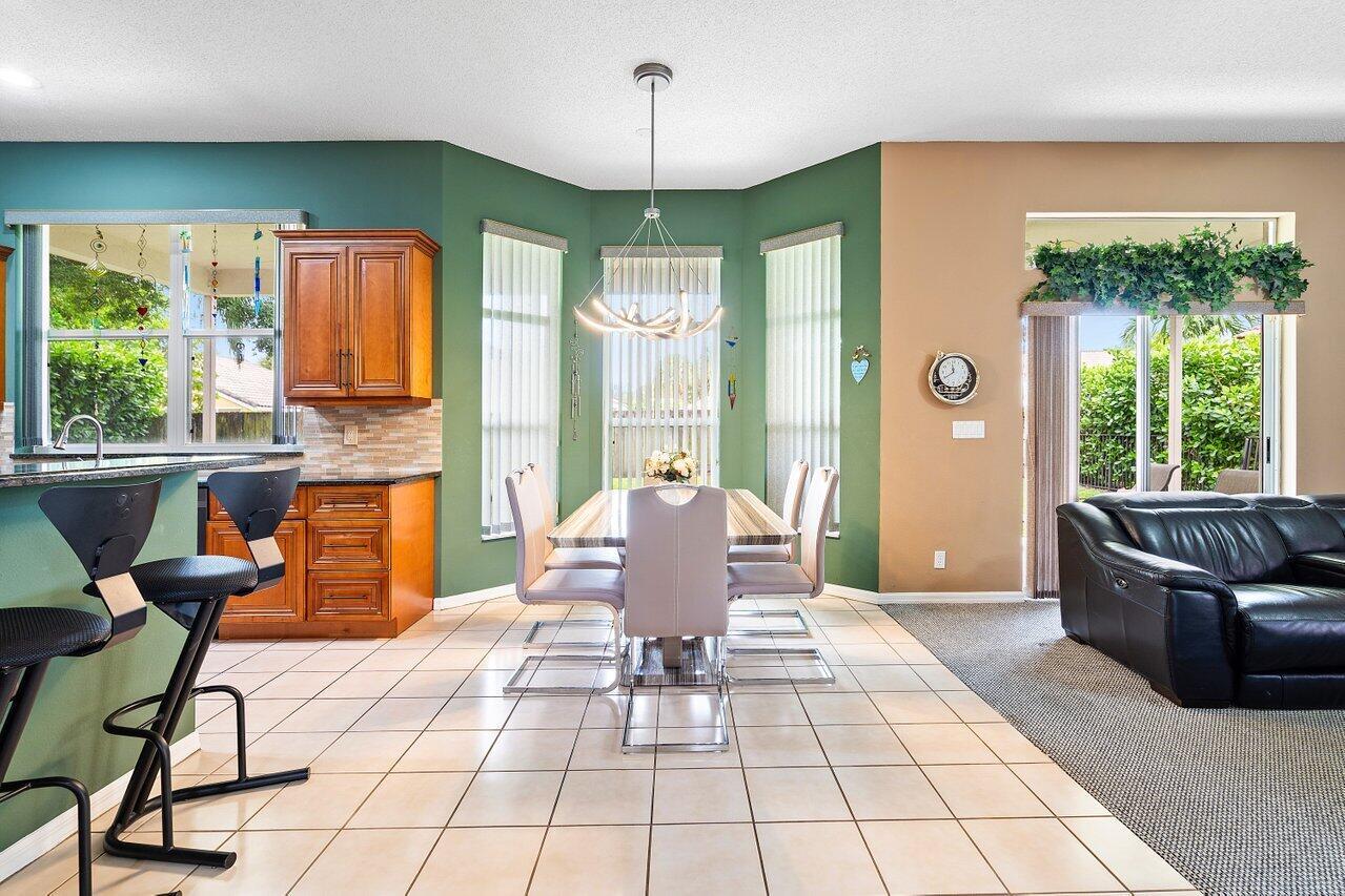 10072 Lexington Estates Boulevard