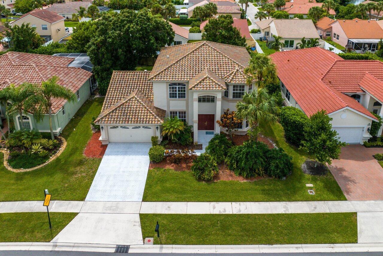 10072 Lexington Estates Boulevard