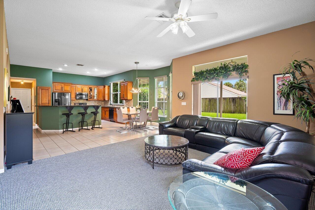 10072 Lexington Estates Boulevard