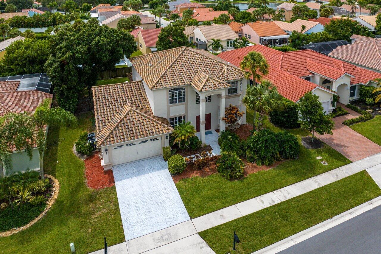 10072 Lexington Estates Boulevard