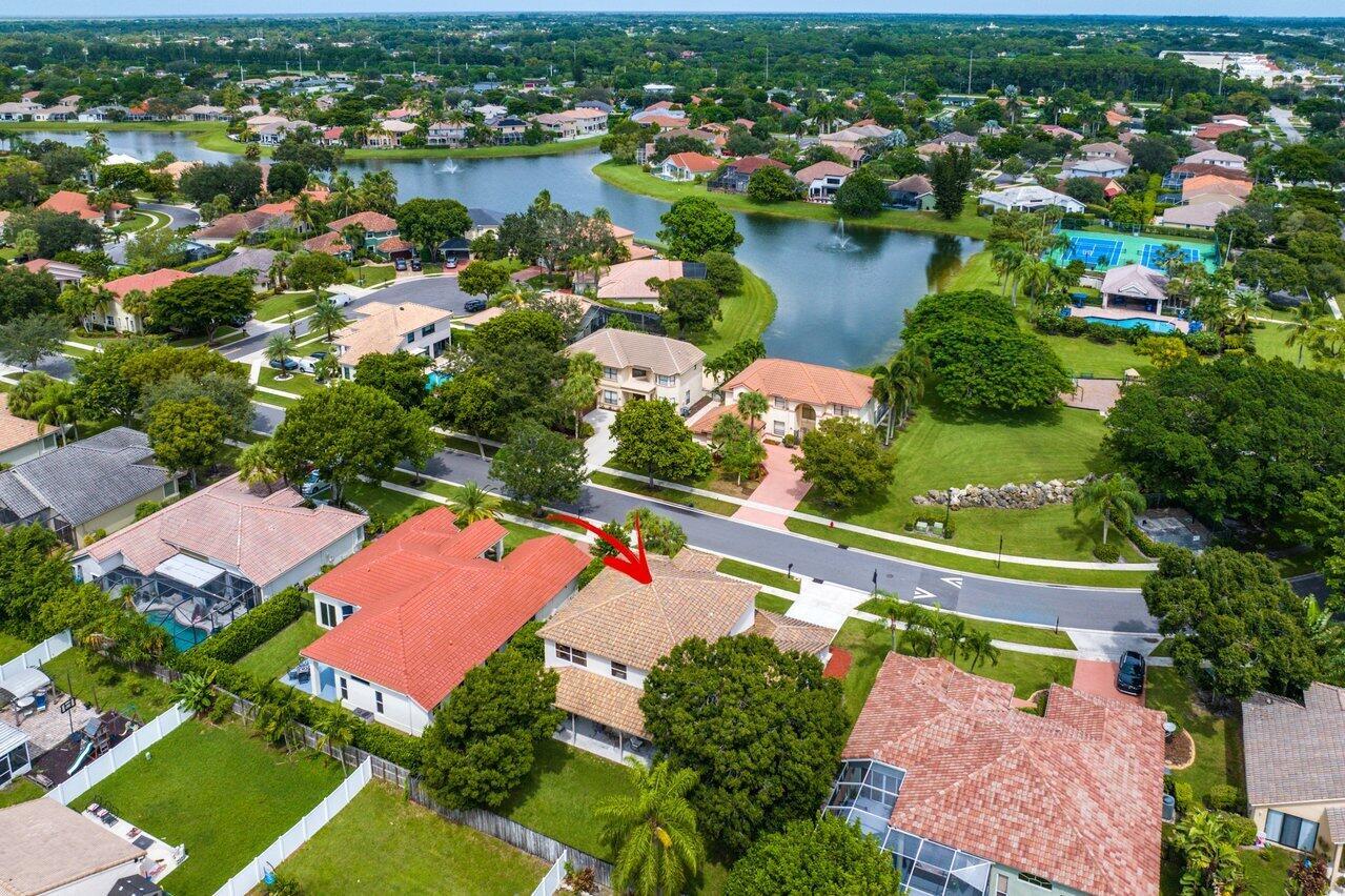 10072 Lexington Estates Boulevard