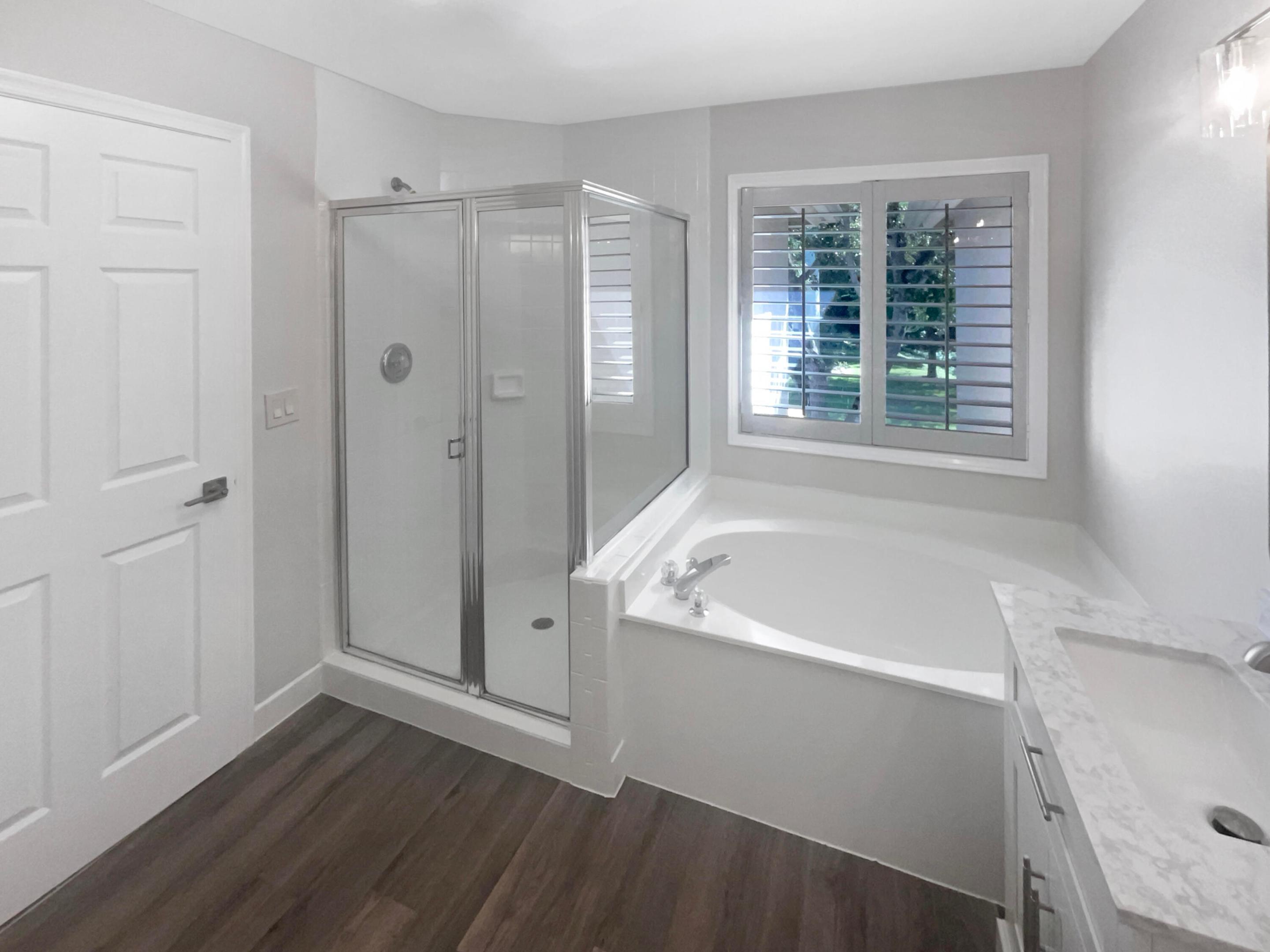 6350 Longboat Lane W 102