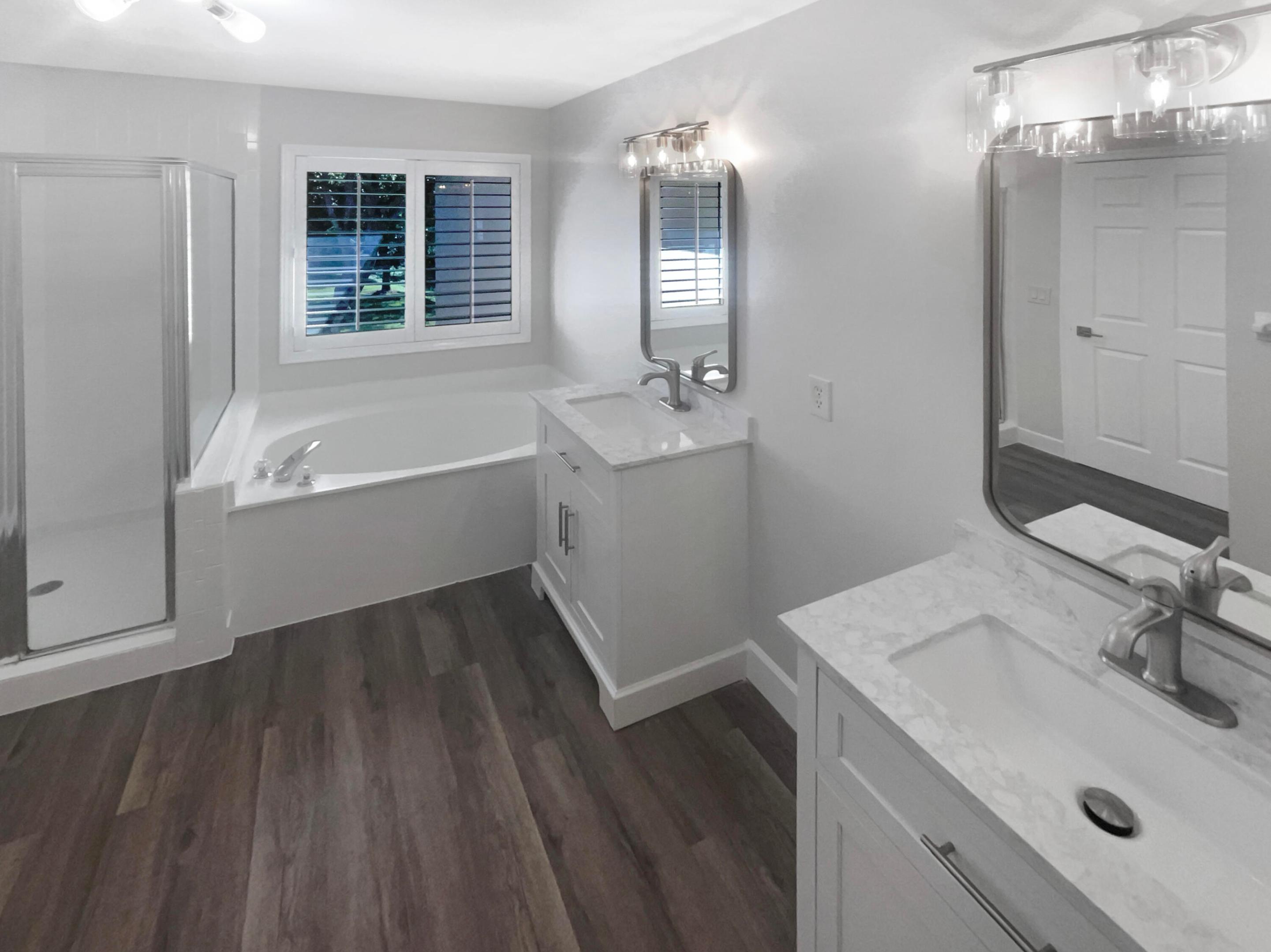 6350 Longboat Lane W 102