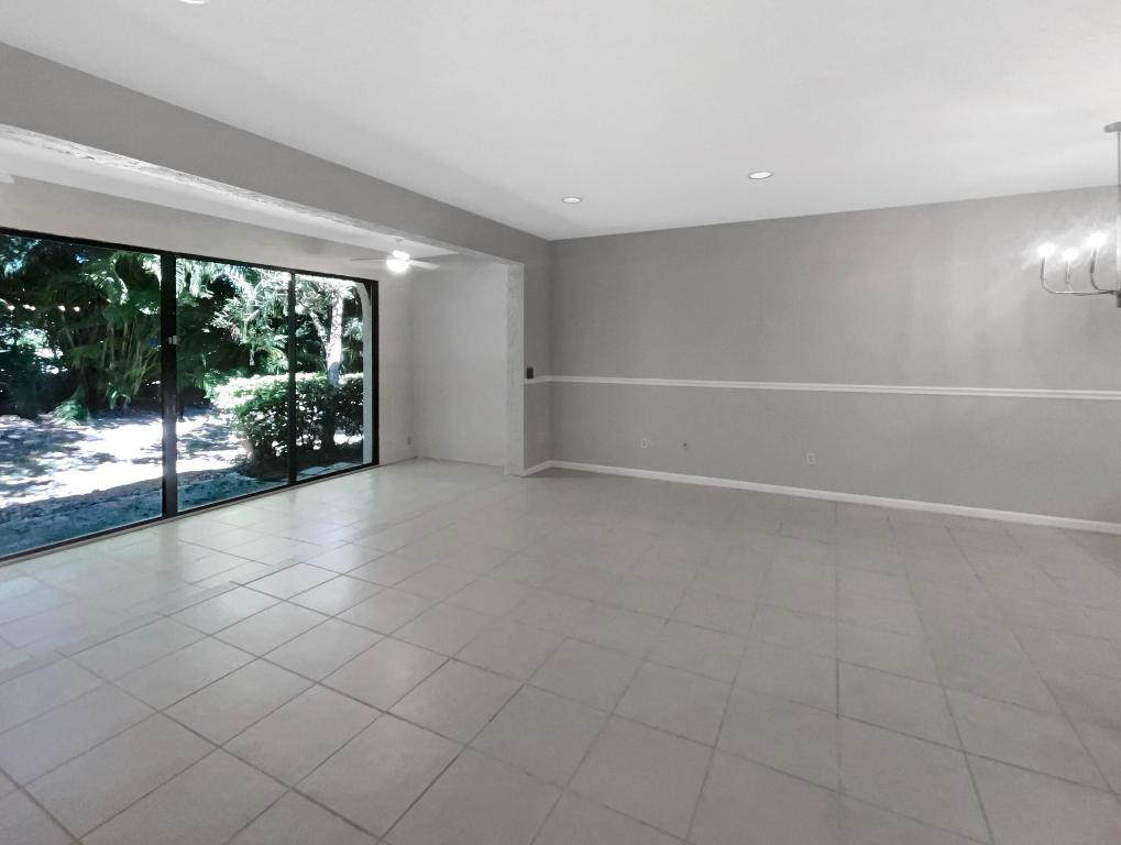 6350 Longboat Lane W 102