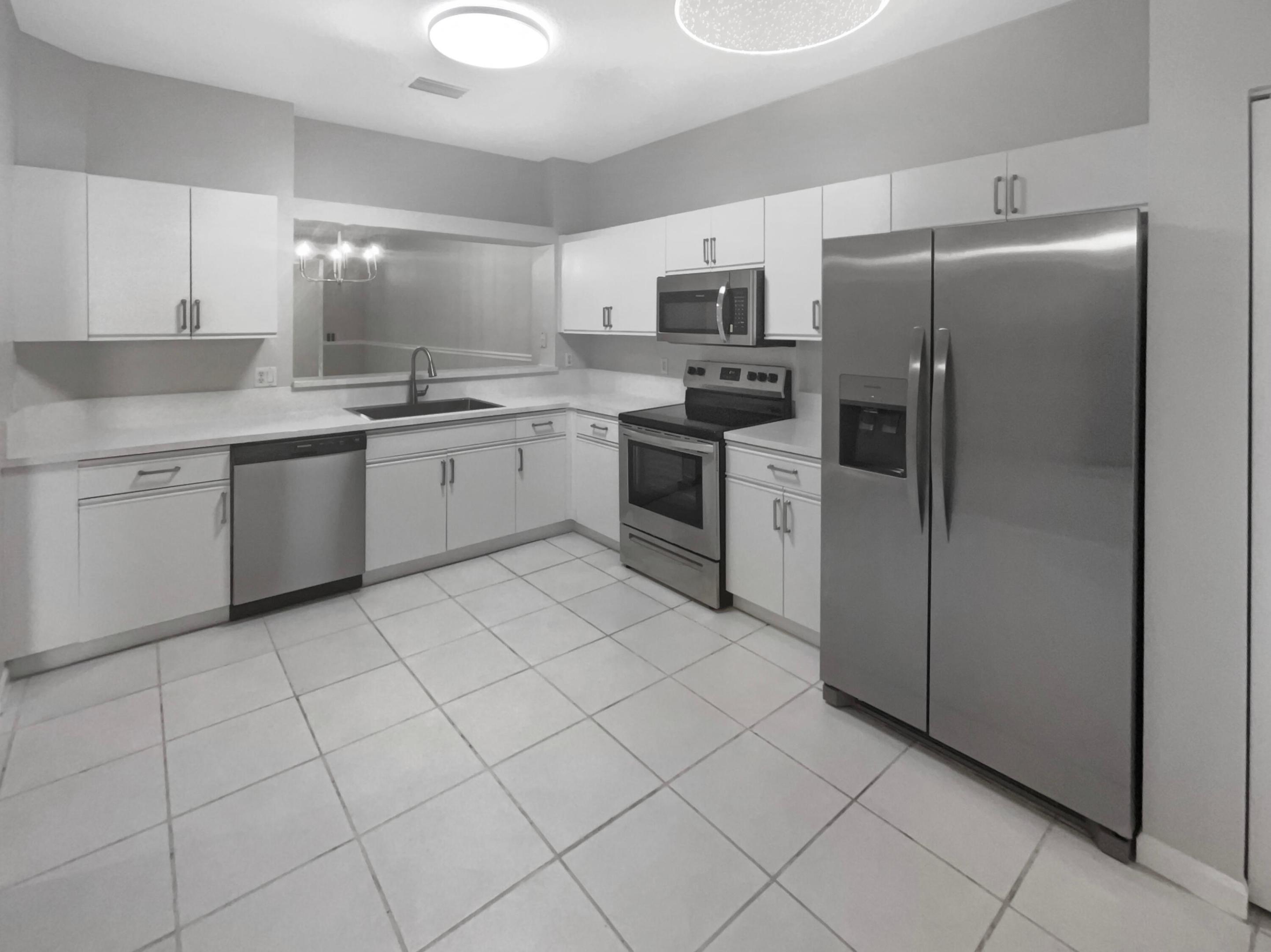 6350 Longboat Lane W 102