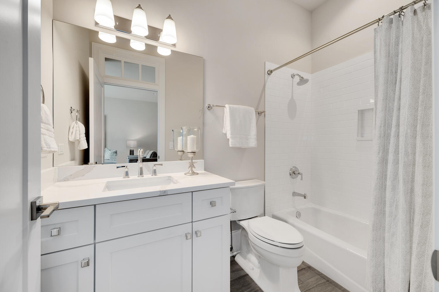 514 Hillgrove Avenue Unit: 302