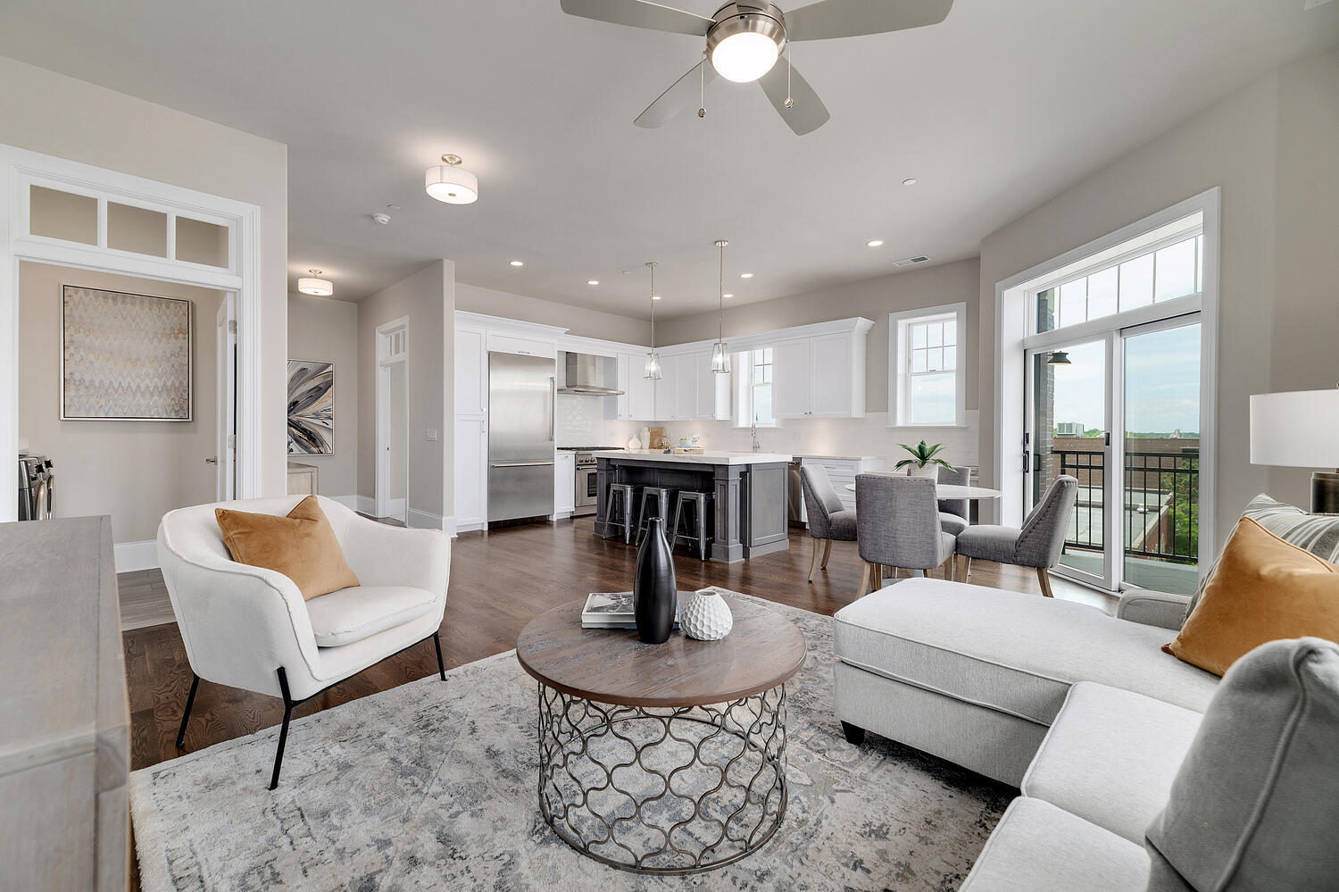 514 Hillgrove Avenue Unit: 302