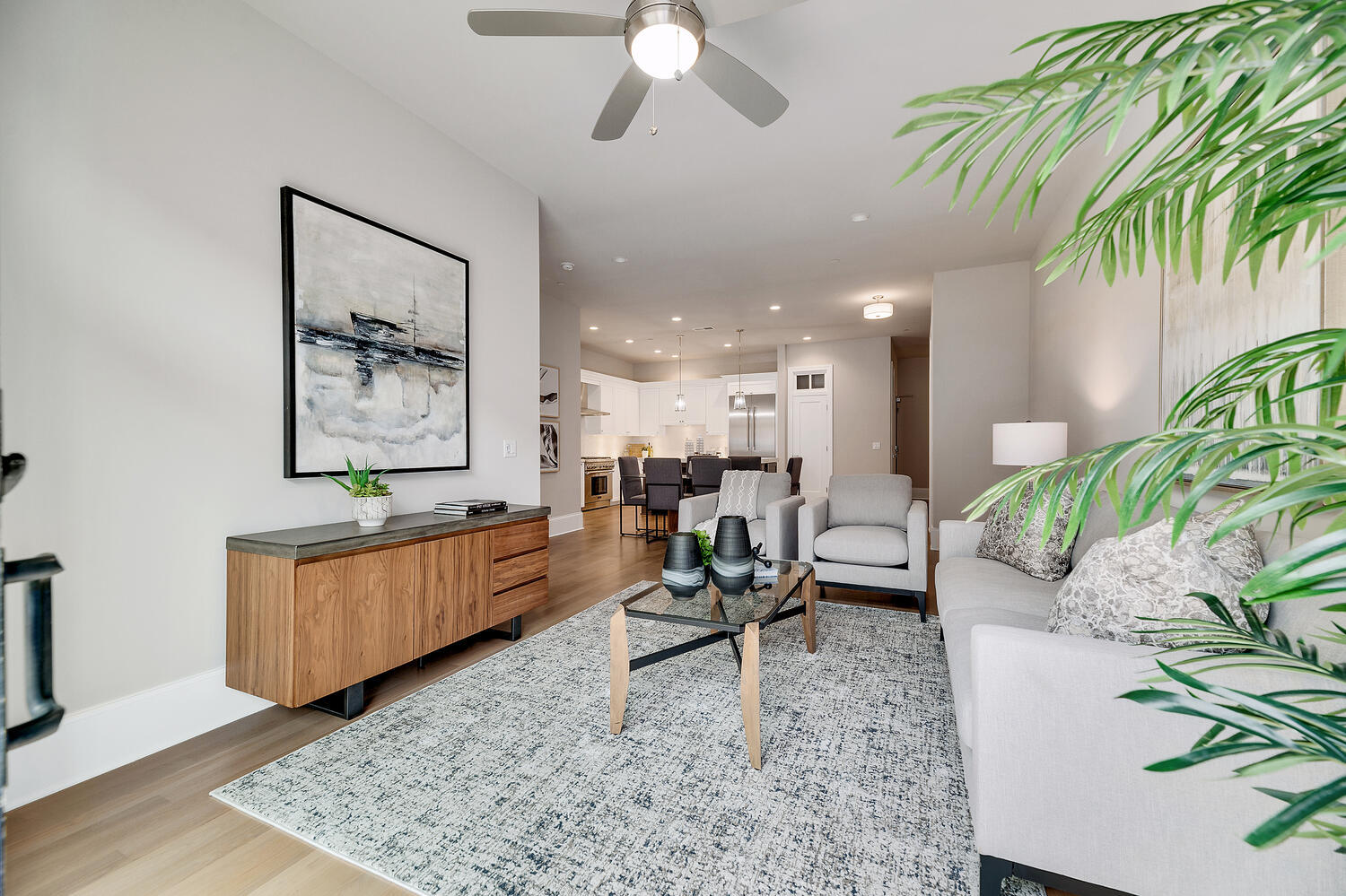 514 Hillgrove Avenue Unit: 302