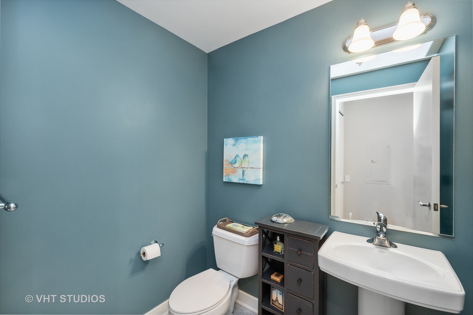 250 E PEARSON Street Unit: 1404