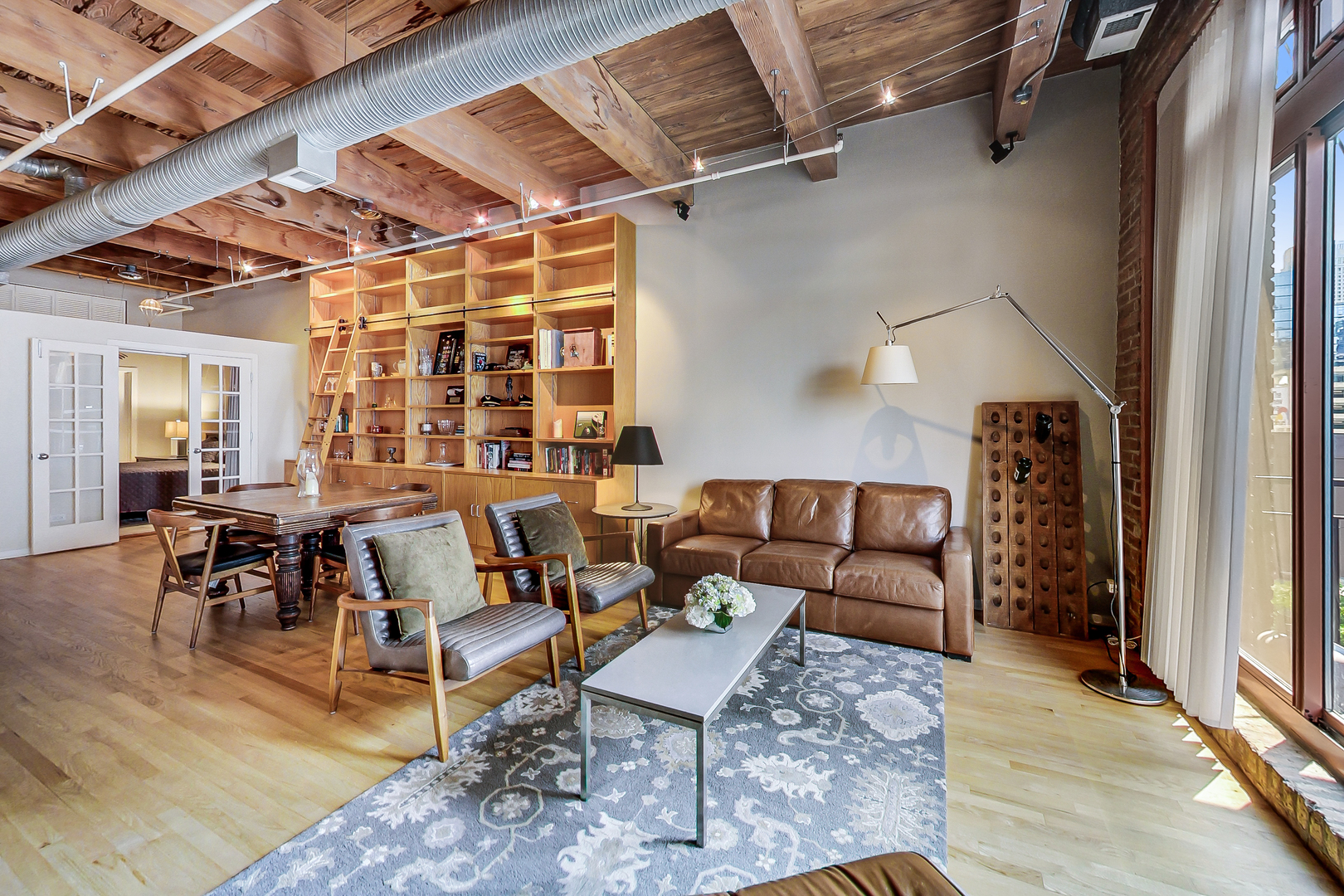 360 W Illinois Street Unit: 509