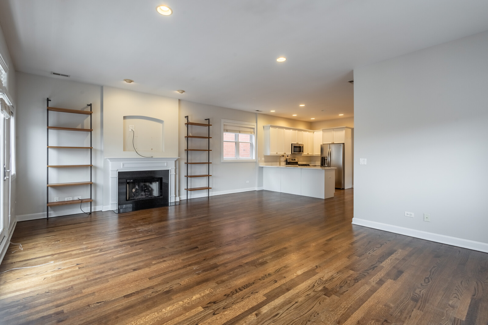1134 W Fullerton Avenue Unit: 3
