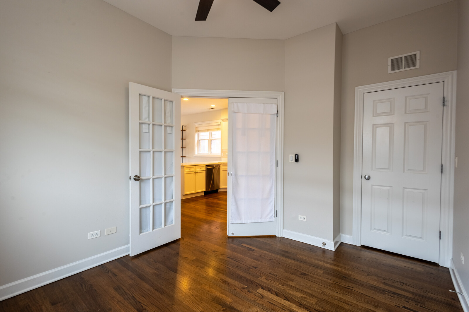 1134 W Fullerton Avenue Unit: 3