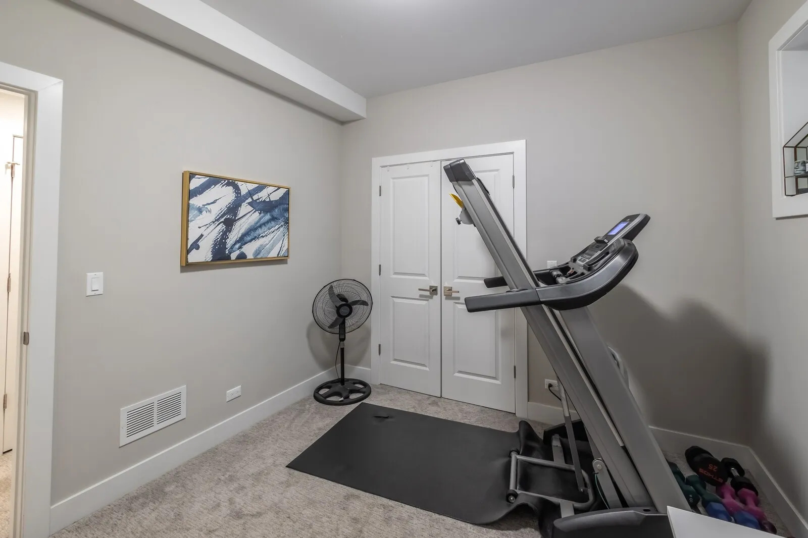2508 N Greenview Avenue Unit: 1W