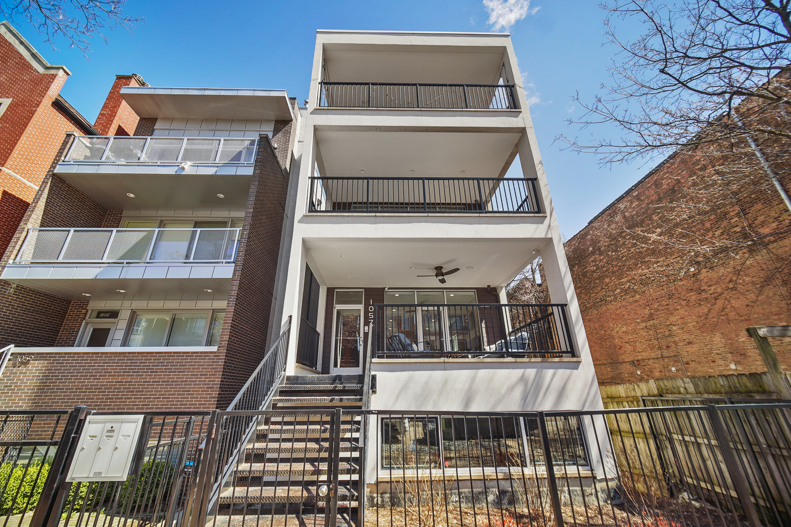 1057 N Paulina Street Unit: 1