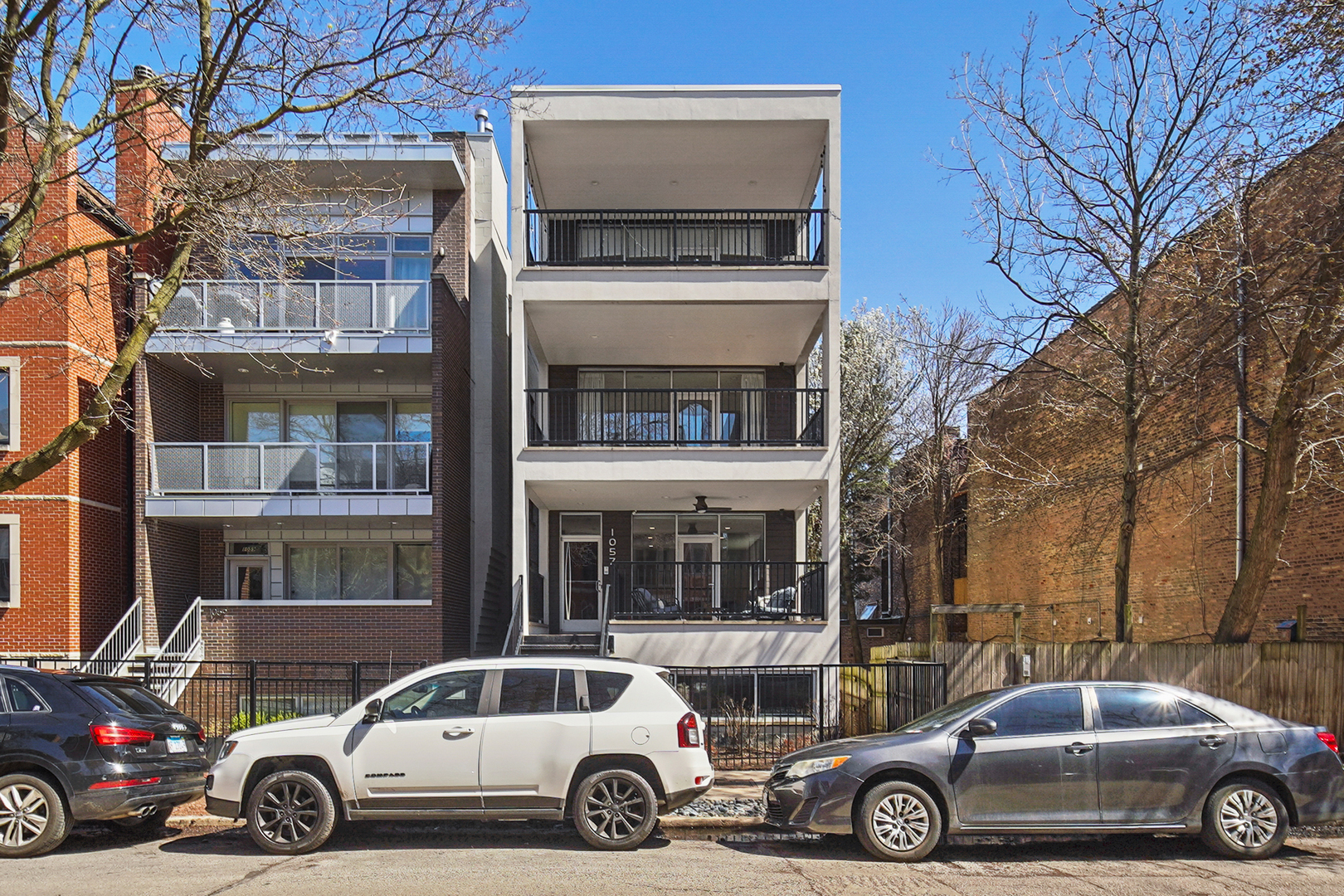 1057 N Paulina Street Unit: 1