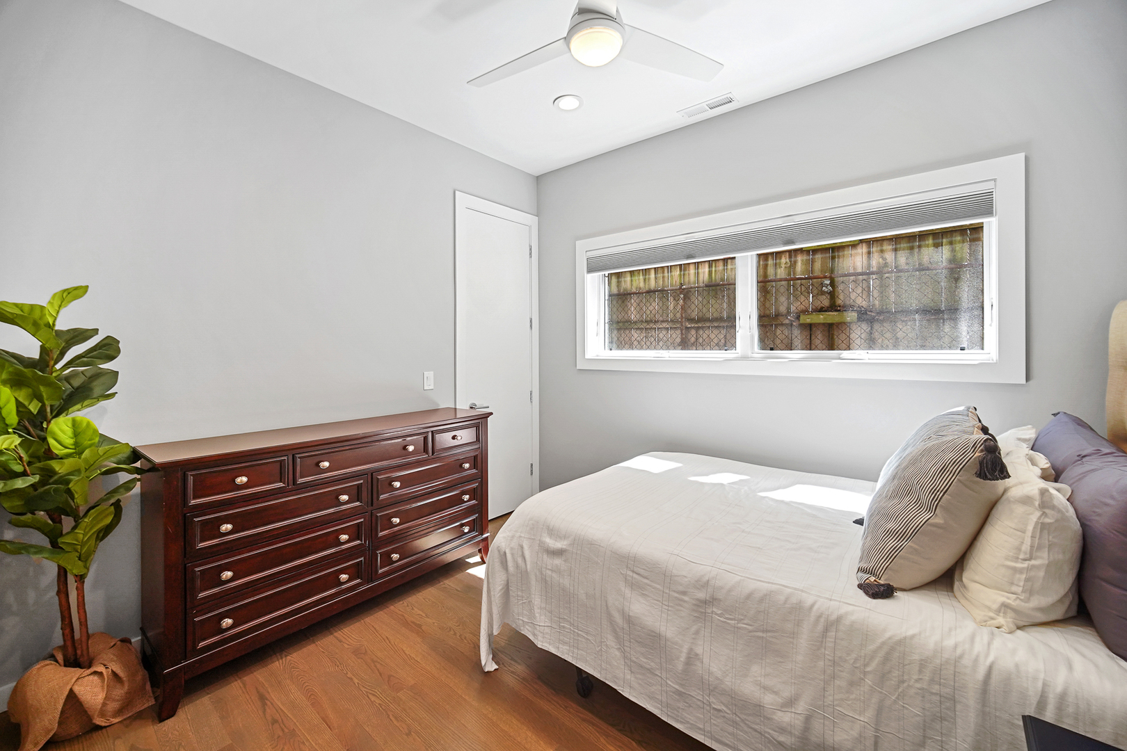 1057 N Paulina Street Unit: 1